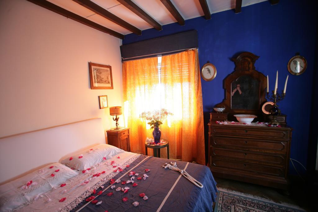 Villa Residence La Limonaia Gargnano Rum bild